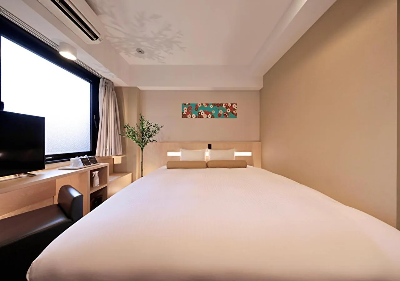 Shinsaibashi-Higashi Crystal Hotel Osaka